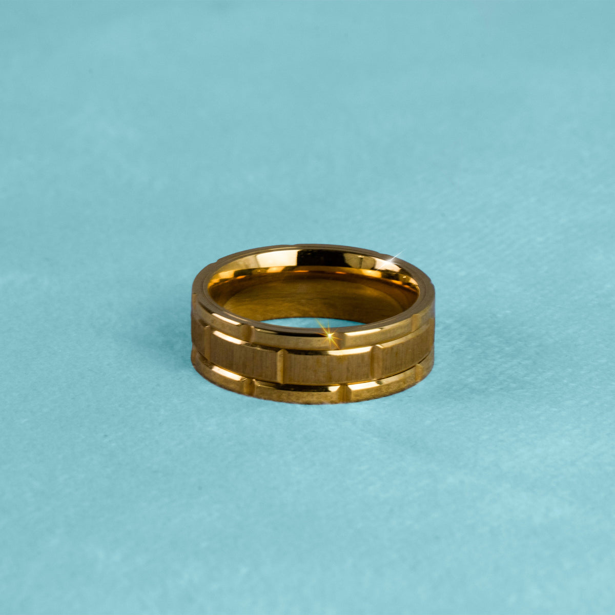 Anillo Boss Oro 18K
