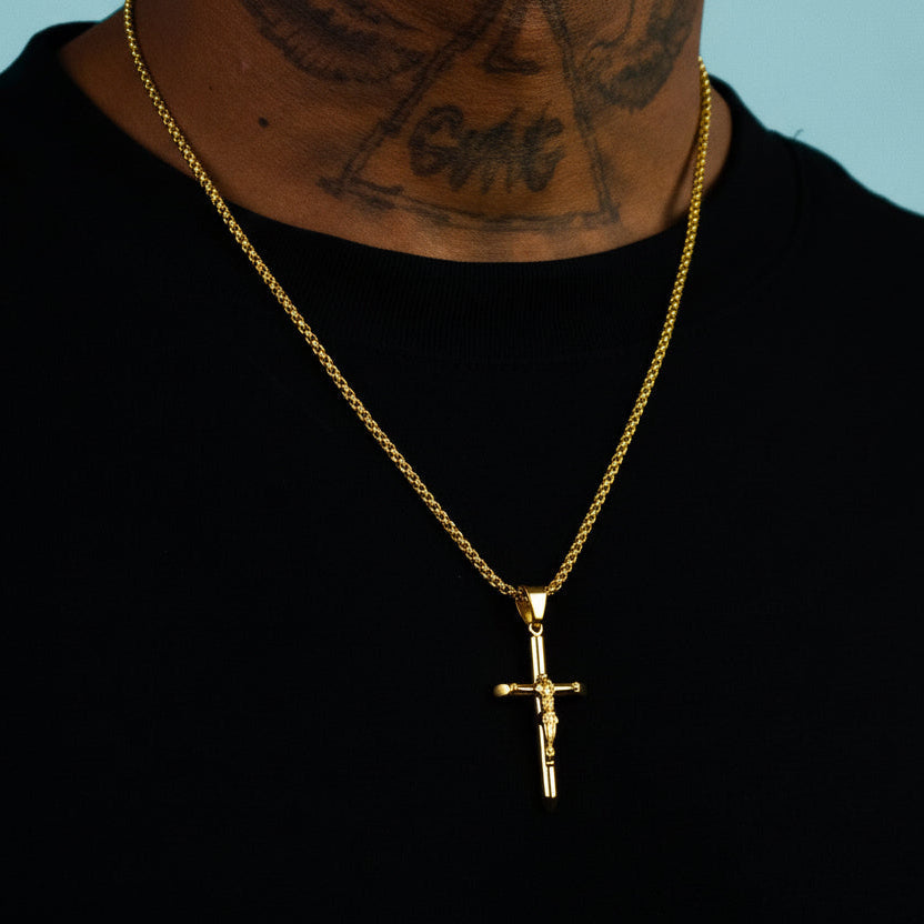 Colgante Crucificado Oro 18K