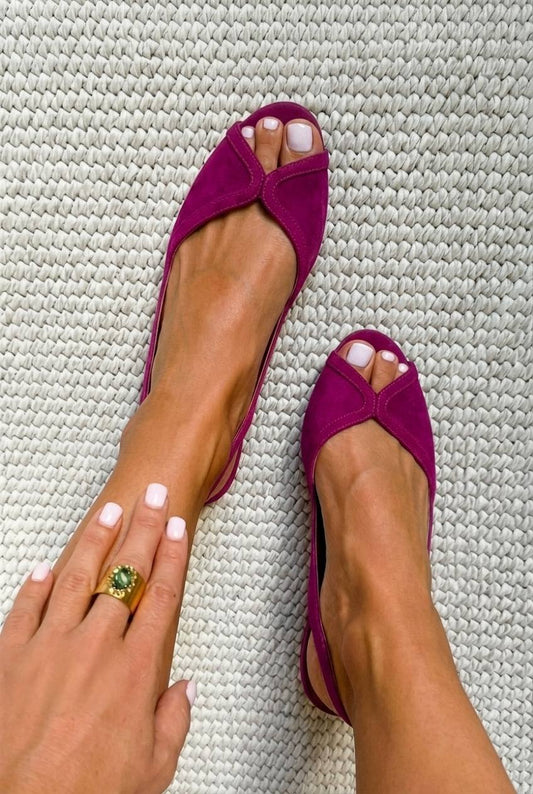 Bailarinas slingback de punta abierta de ante chic fucsia