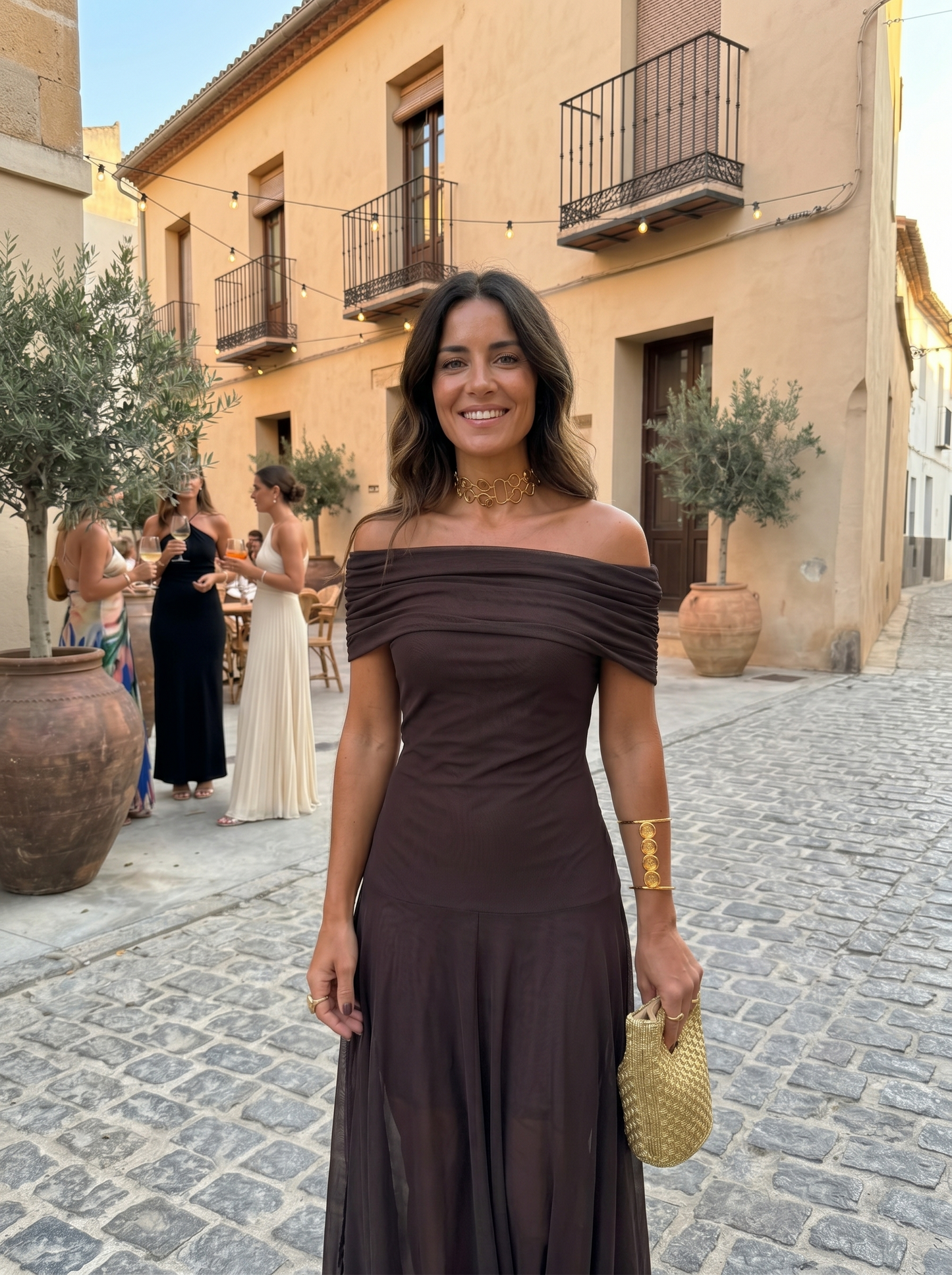Miara | Vestido maxi elegante y sencillo