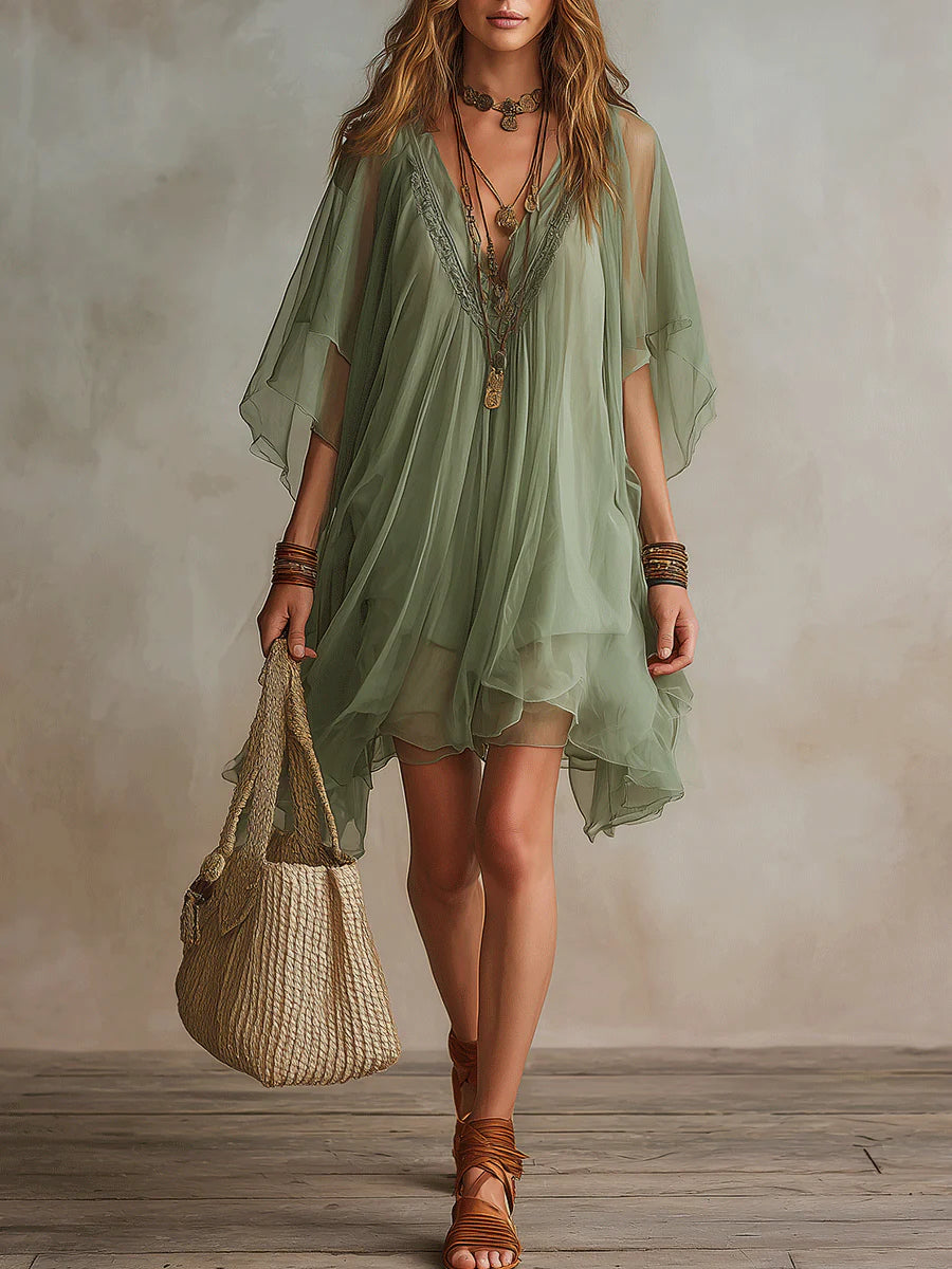 Mini vestido fluido en capas con escote en V verde