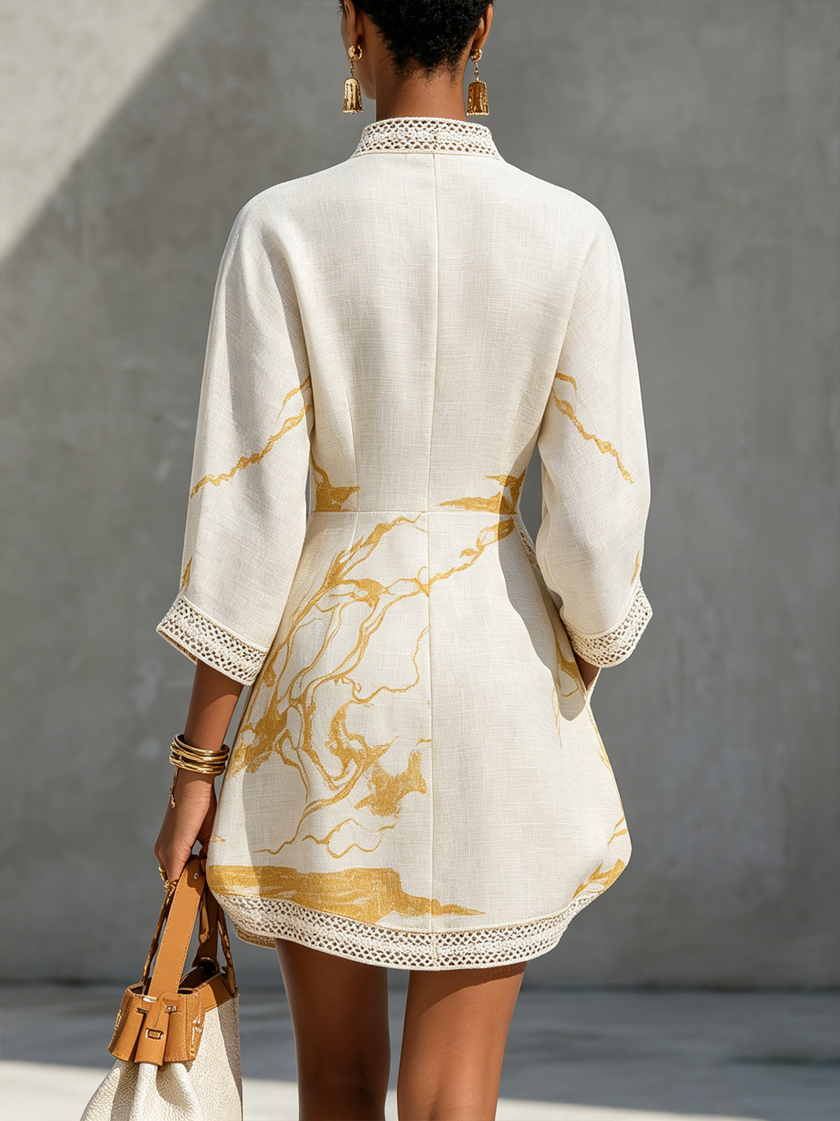 Mini Vestido de Viscosa Estampado Oro Marfil