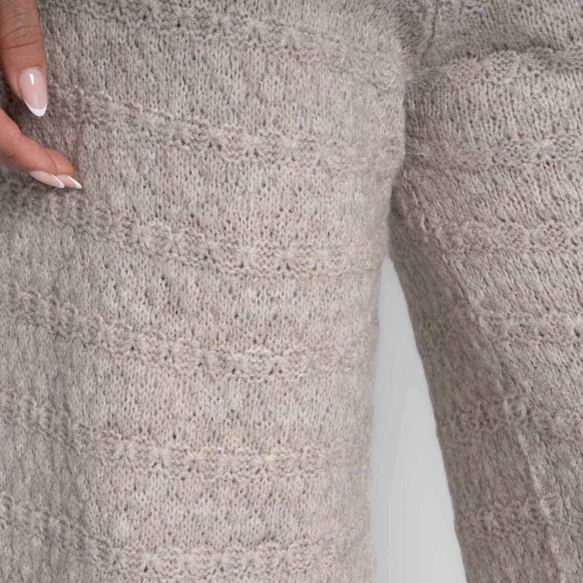 Pantalón ancho de punto suave