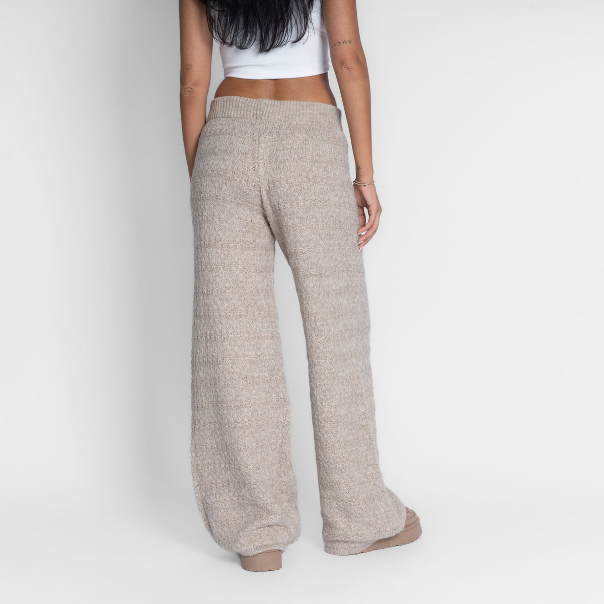 Pantalón ancho de punto suave