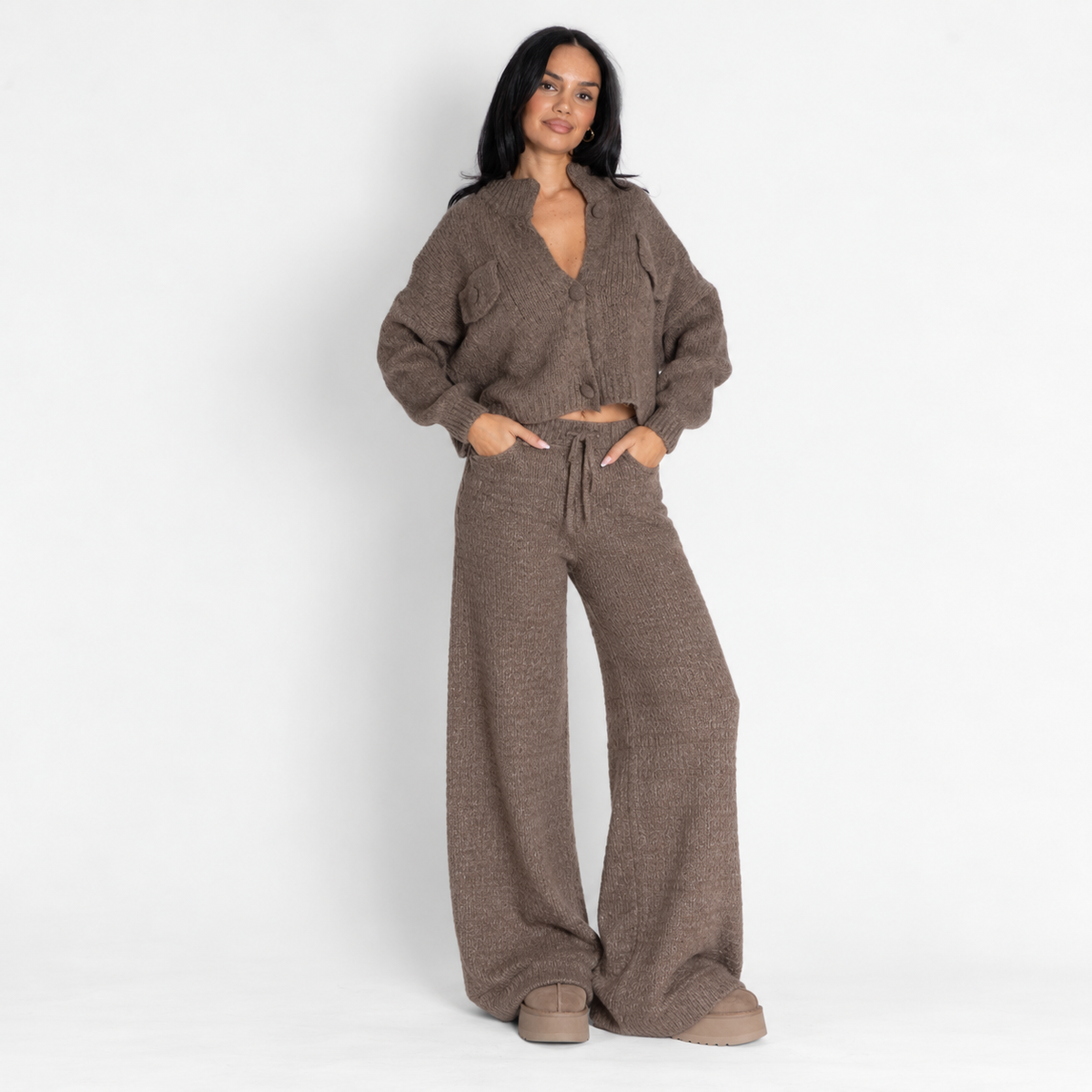 Pantalón ancho de punto suave