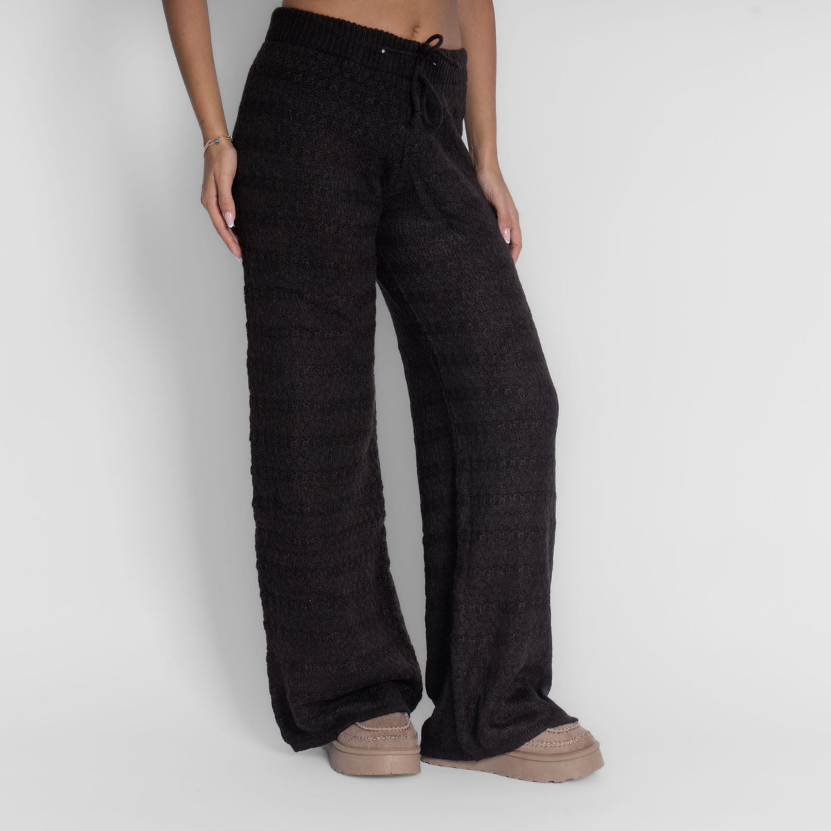Pantalón ancho de punto suave