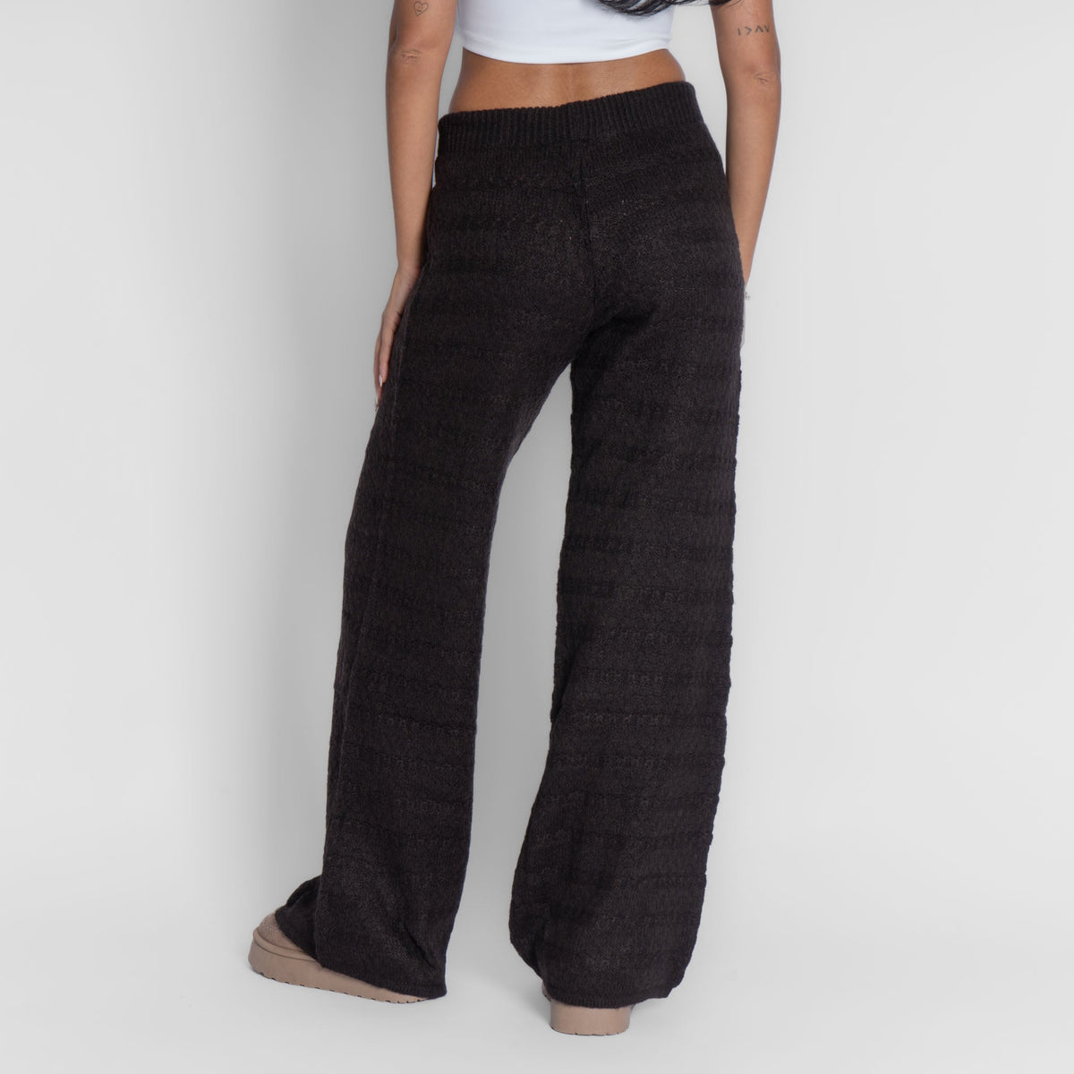 Pantalón ancho de punto suave
