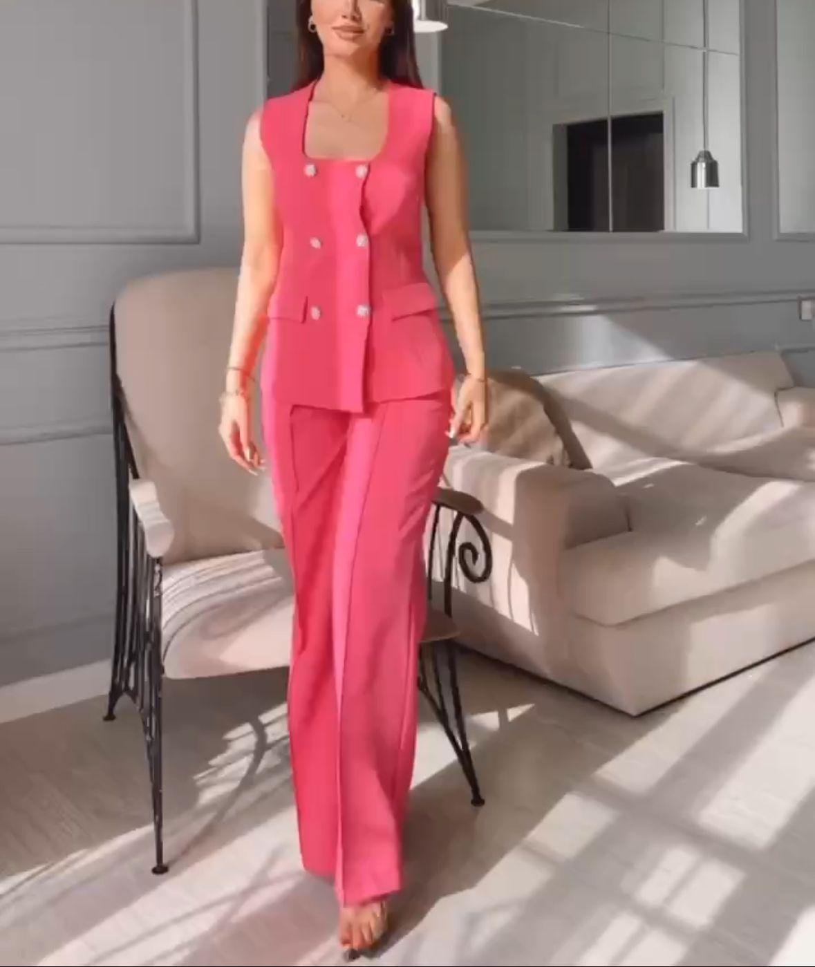 Queen | Conjunto de chaleco y pantalón · foto 2