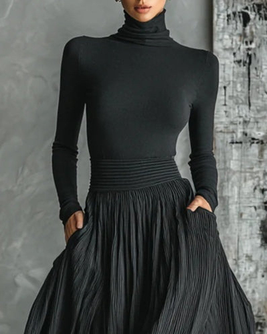 Eva | Conjunto de cuello alto y falda plisada · foto 2