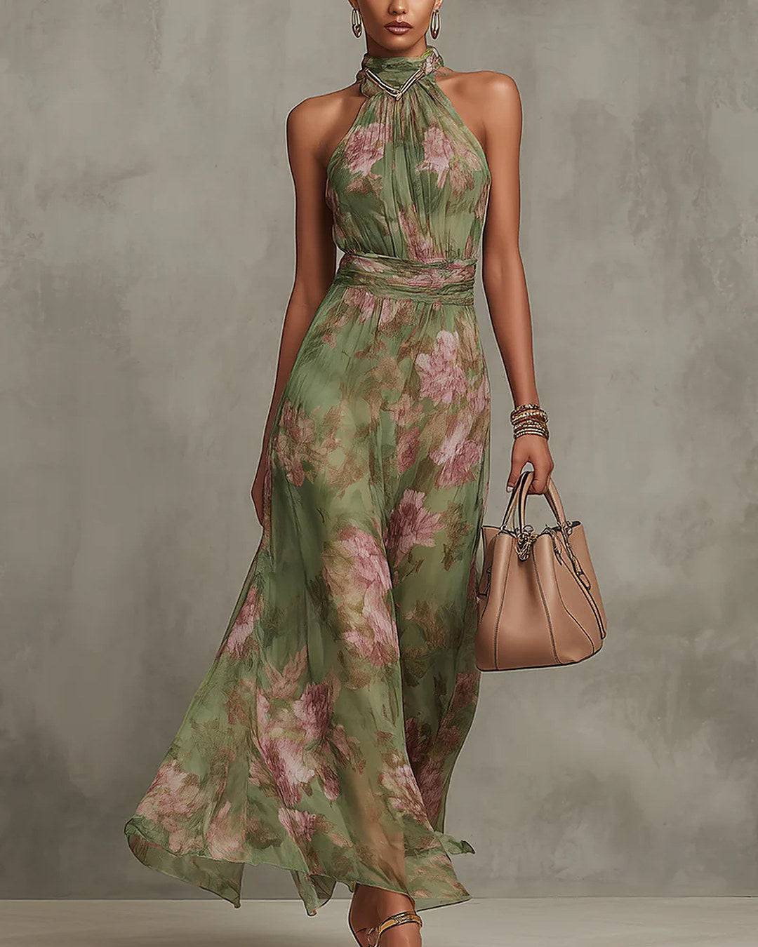 Fiorina | Vestido largo floral con cuello halter, verde · foto 1