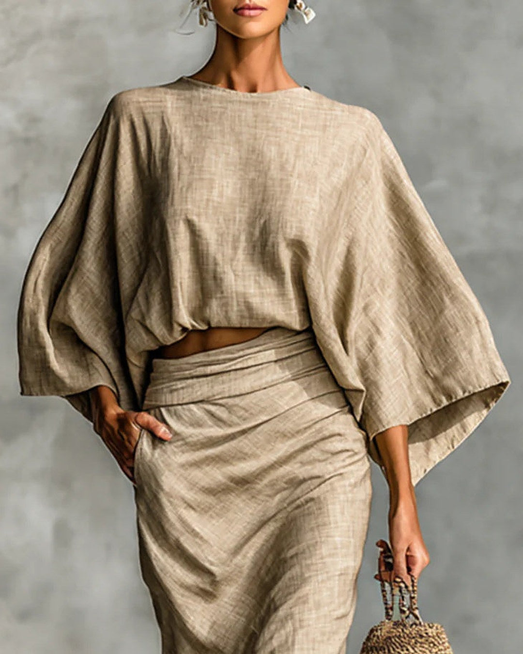 Giulia | Conjunto de top corto y falda larga drapeada, caqui · foto 2
