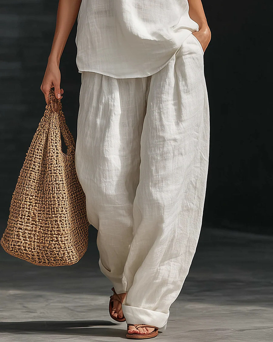 Zoe | Conjunto de top halter y pantalón ancho, blanco · foto 4