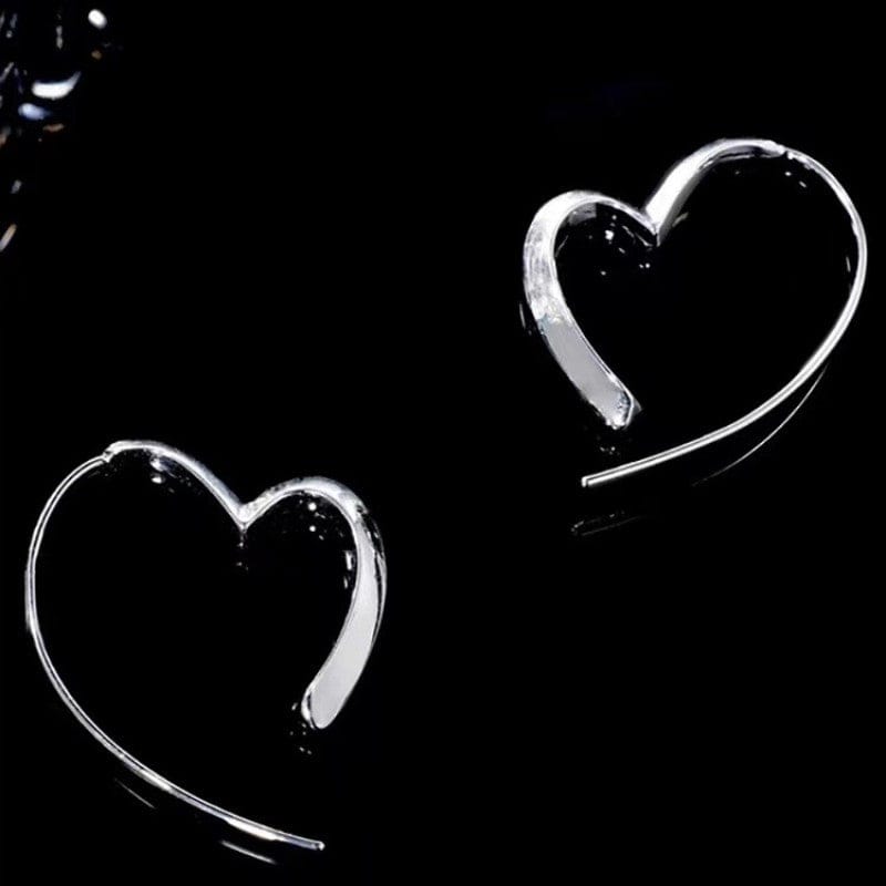 Pendientes de Plata con Diseño de Corazón