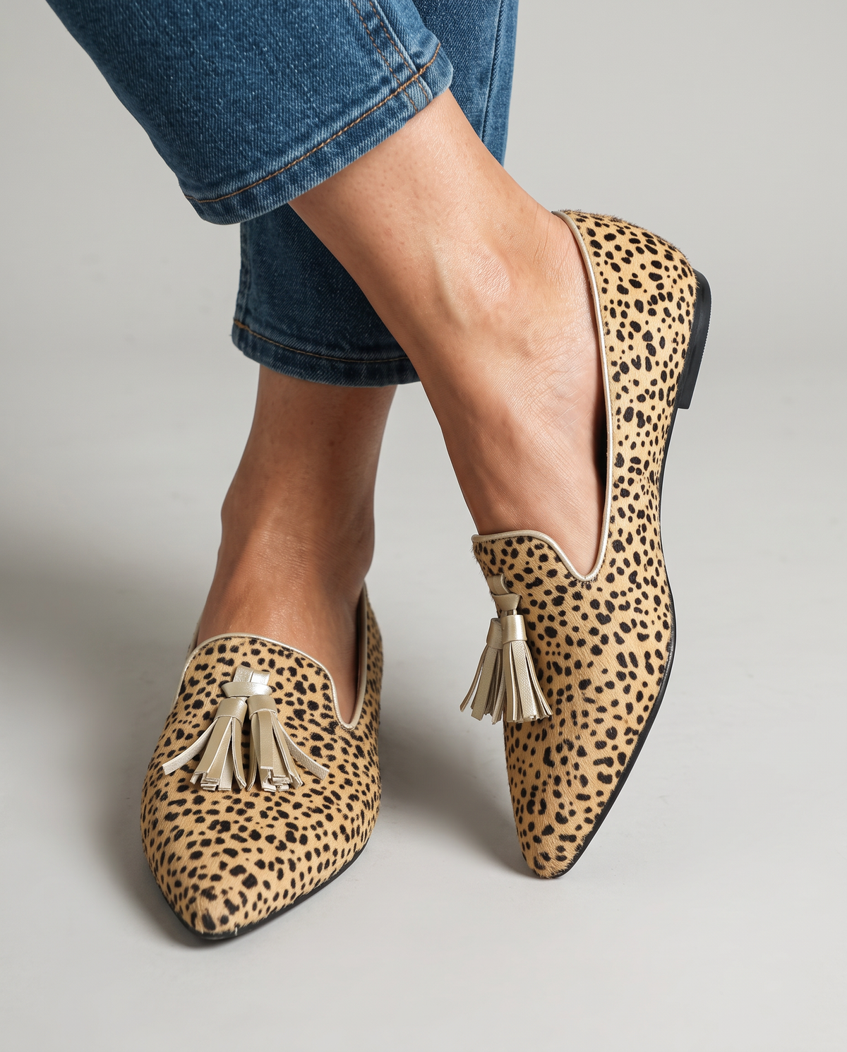 Mocasín Ginevra — Guepardo con borlas doradas